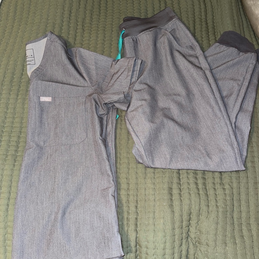 Figs Graphite Scrub Set (Will Split If Neded) - image 1